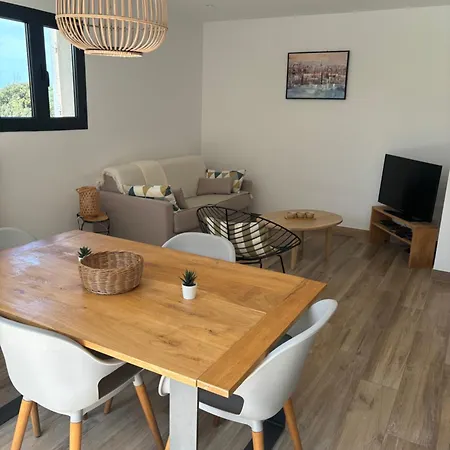 Vakantiehuis A 900 M De La De Lozari *