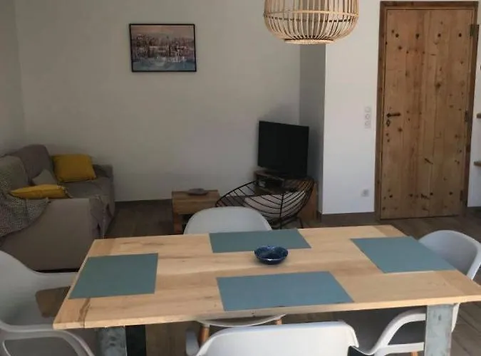à 900 M De La De Lozari Casa vacanze Belgodère